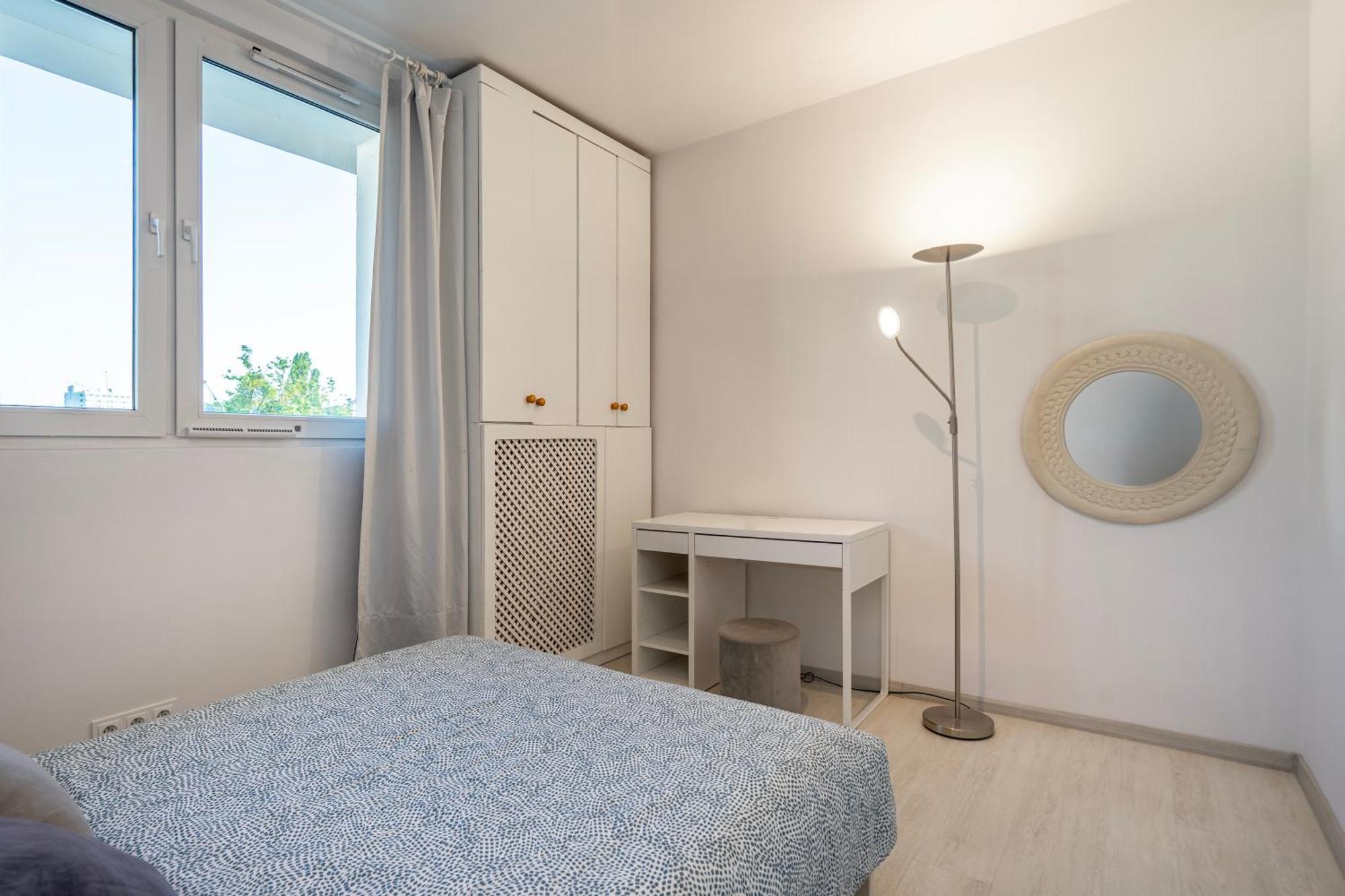 44 Apartment *